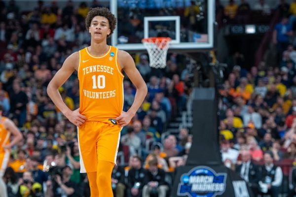Nate Arment (10) returns to the court after a timeout during an NCAA Tournament game against Michigan at United Center. Sunday, March 29, 2026.