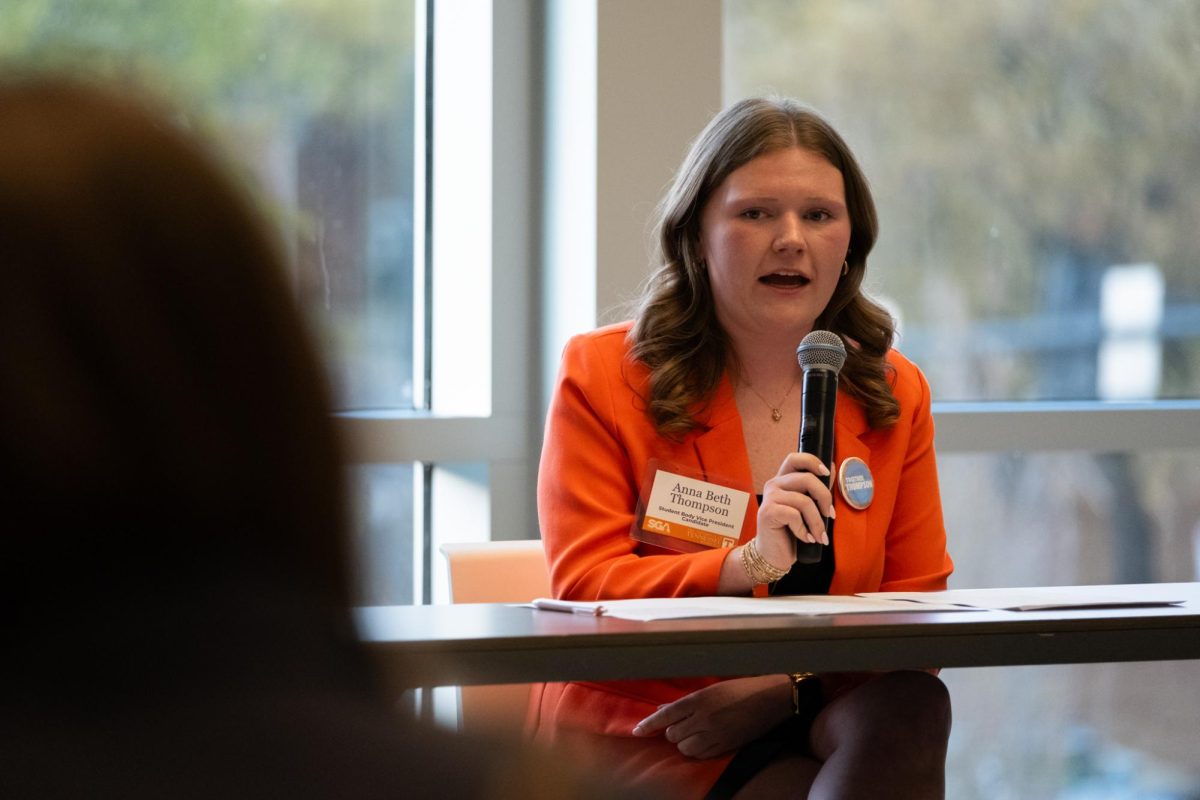 Anna Beth Thompson, candidate for vice president, speaks at the Student Government Association debate, Monday, March 23.