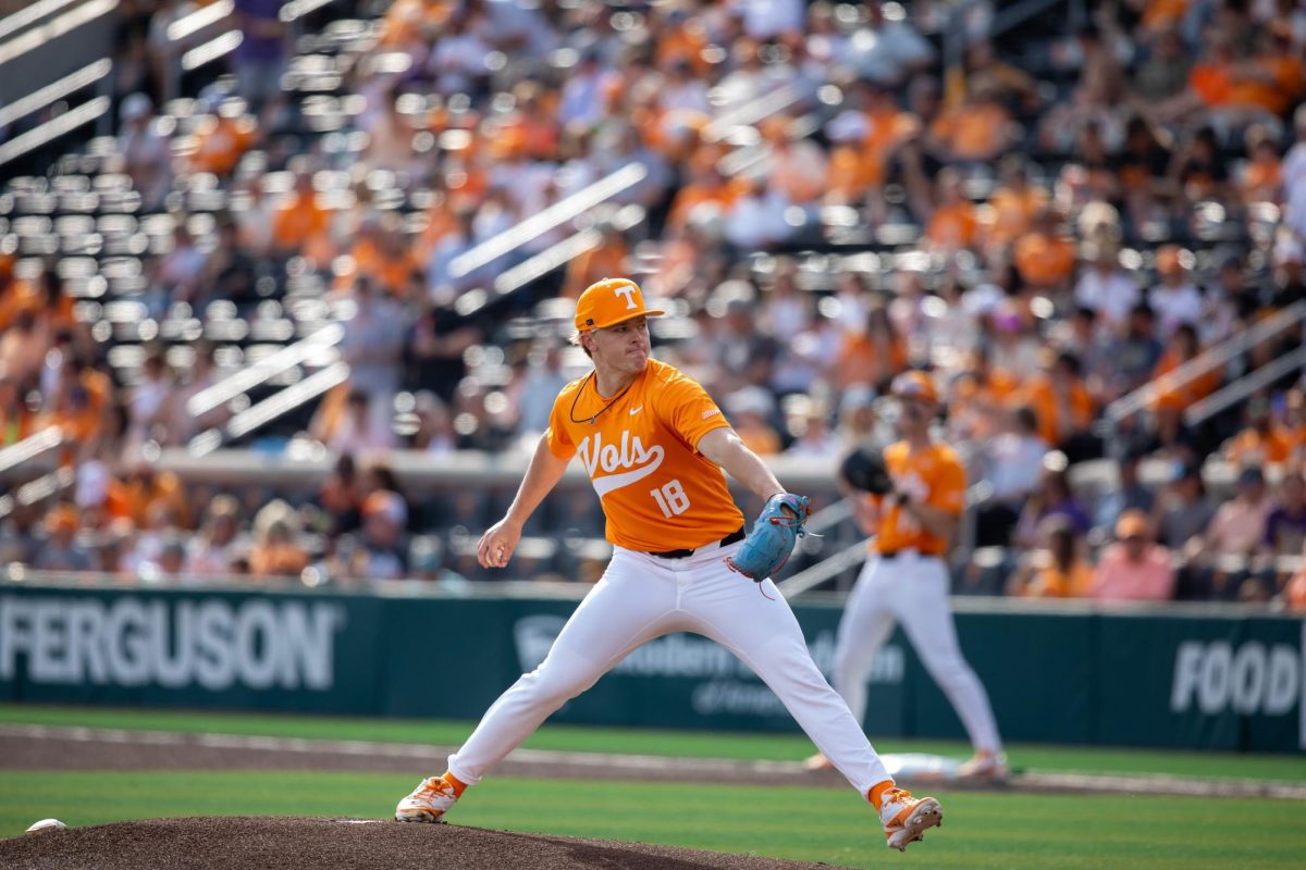 Landon Mack (18) delivers a pitch to an LSU batter at Lindsey Nelson Stadium. Friday, April 3, 2026.