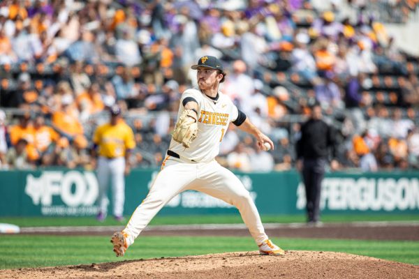 Evan Blanco (11) pitches during a game against LSU at Lindsey Nelson Stadium. Sunday, April 5, 2026.