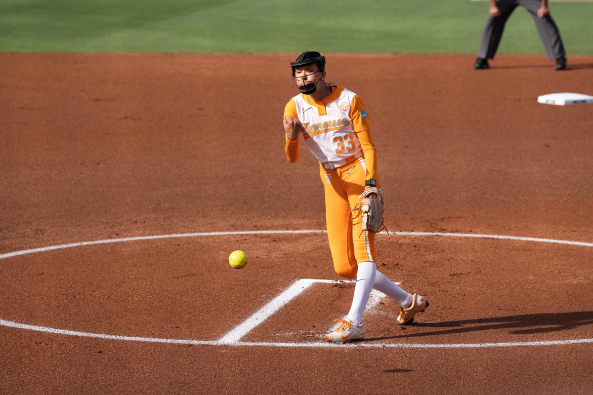 Erin Nuwer (33) pitches against Northern Kentucky in the NCAA softball Regionals at Sherri Parker Lee Stadium. Friday, May 15, 2026.